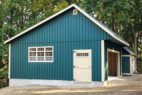 saltbox style garage